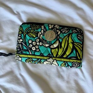 BRAND NEW Vera Bradley Wallet